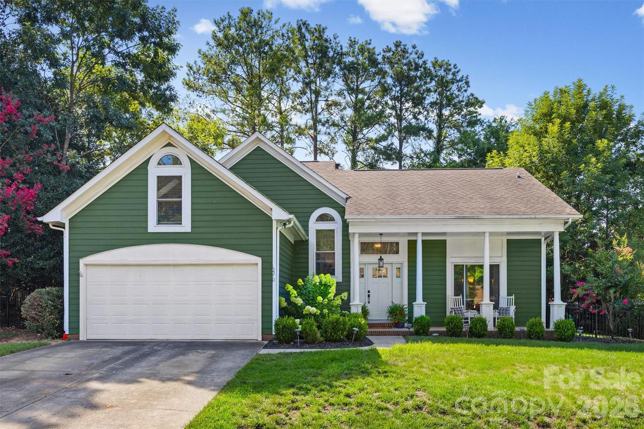 12210 Landing Green Dr., Charlotte, NC 28277
