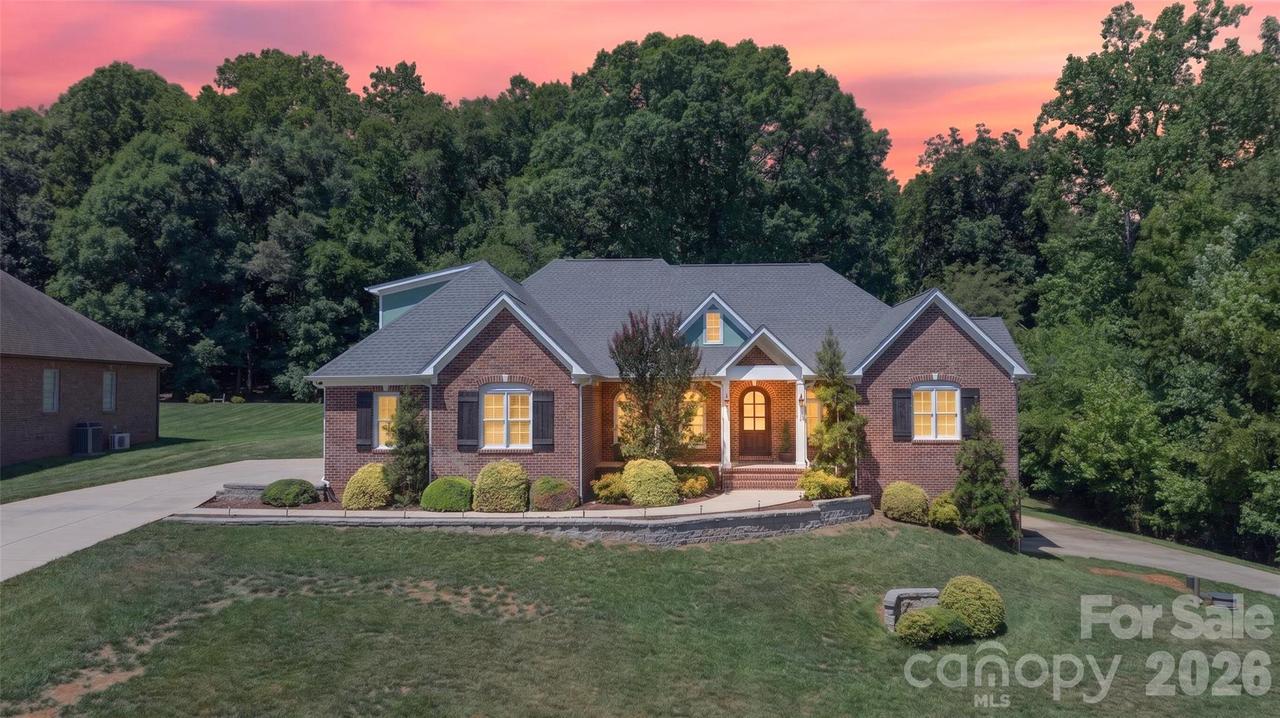 157 Natures Tr., Statesville, NC 28625