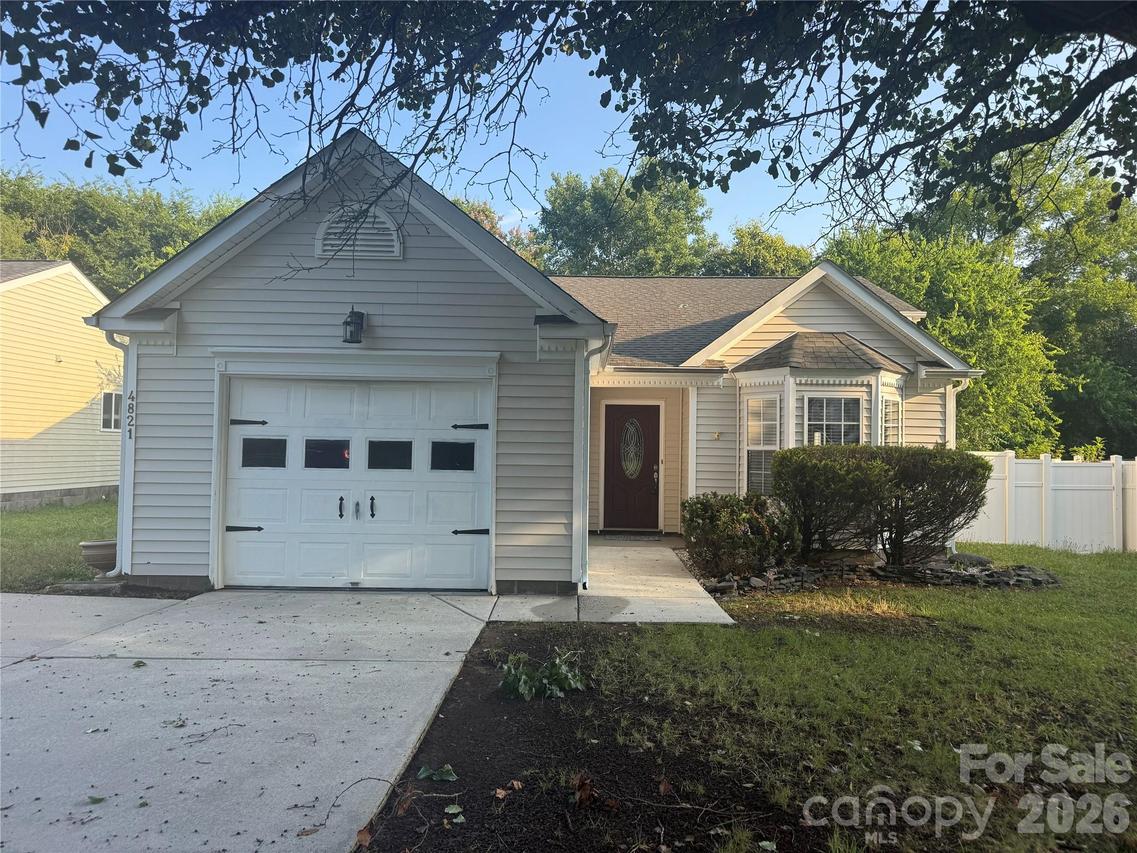 4821 Renfrew Dr., Concord, NC 28027