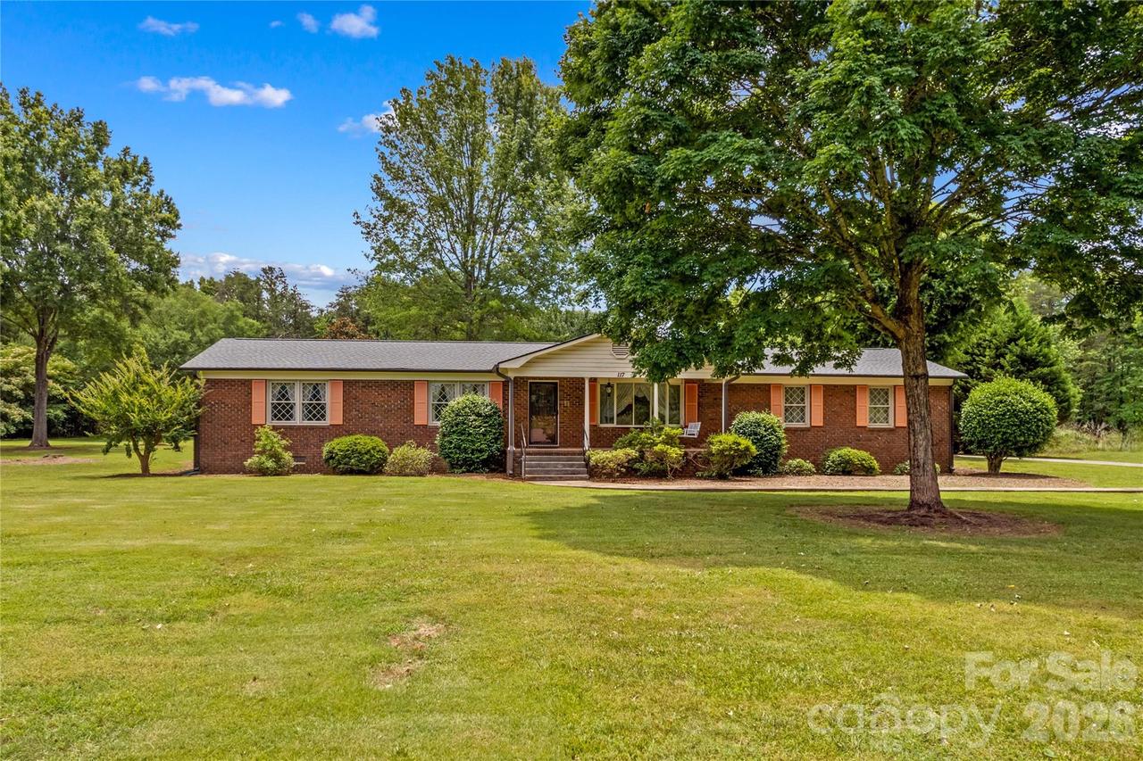 117 Fonda Rd., Statesville, NC 28677