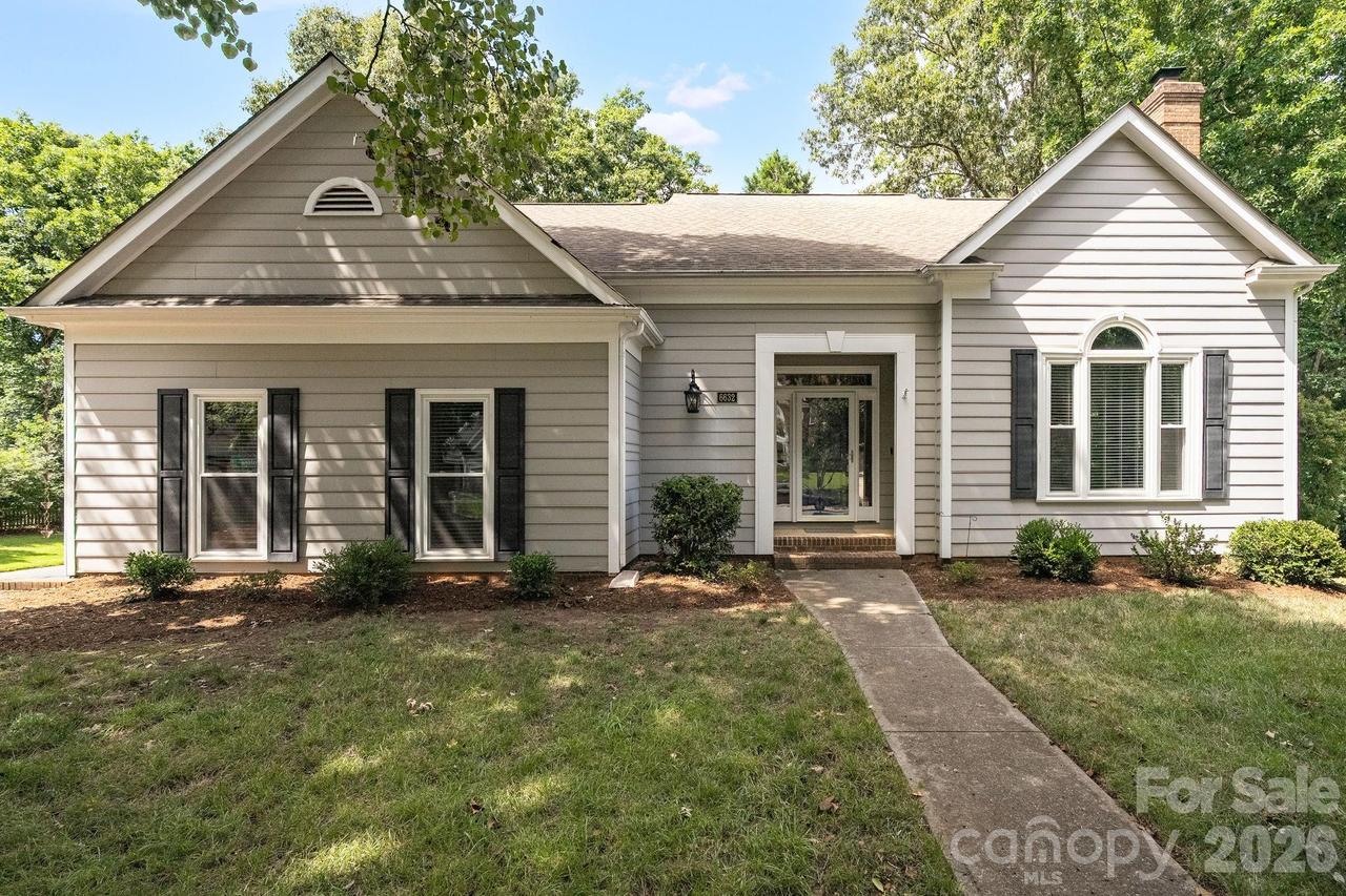 6632 Elmstone Dr., Charlotte, NC 28277