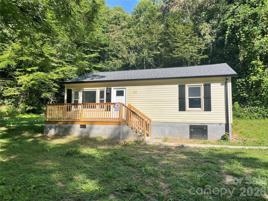 2379 Indian Grave Rd., Lenoir, NC 28645