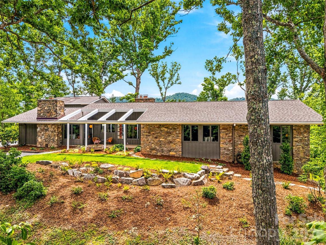 4 Kent Pl., Asheville, NC 28804