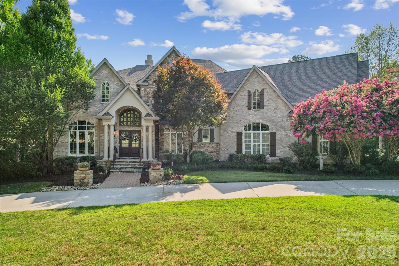 3637 Richwood Cir., Kannapolis, NC 28081