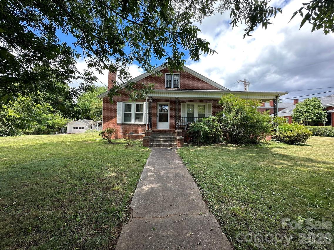 502 Connelly Springs Rd., Lenoir, NC 28645
