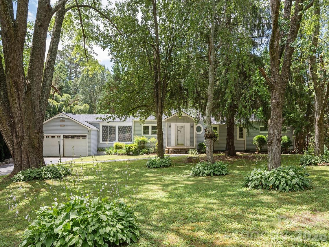 79 Edgewood Dr., Arden, NC 28704