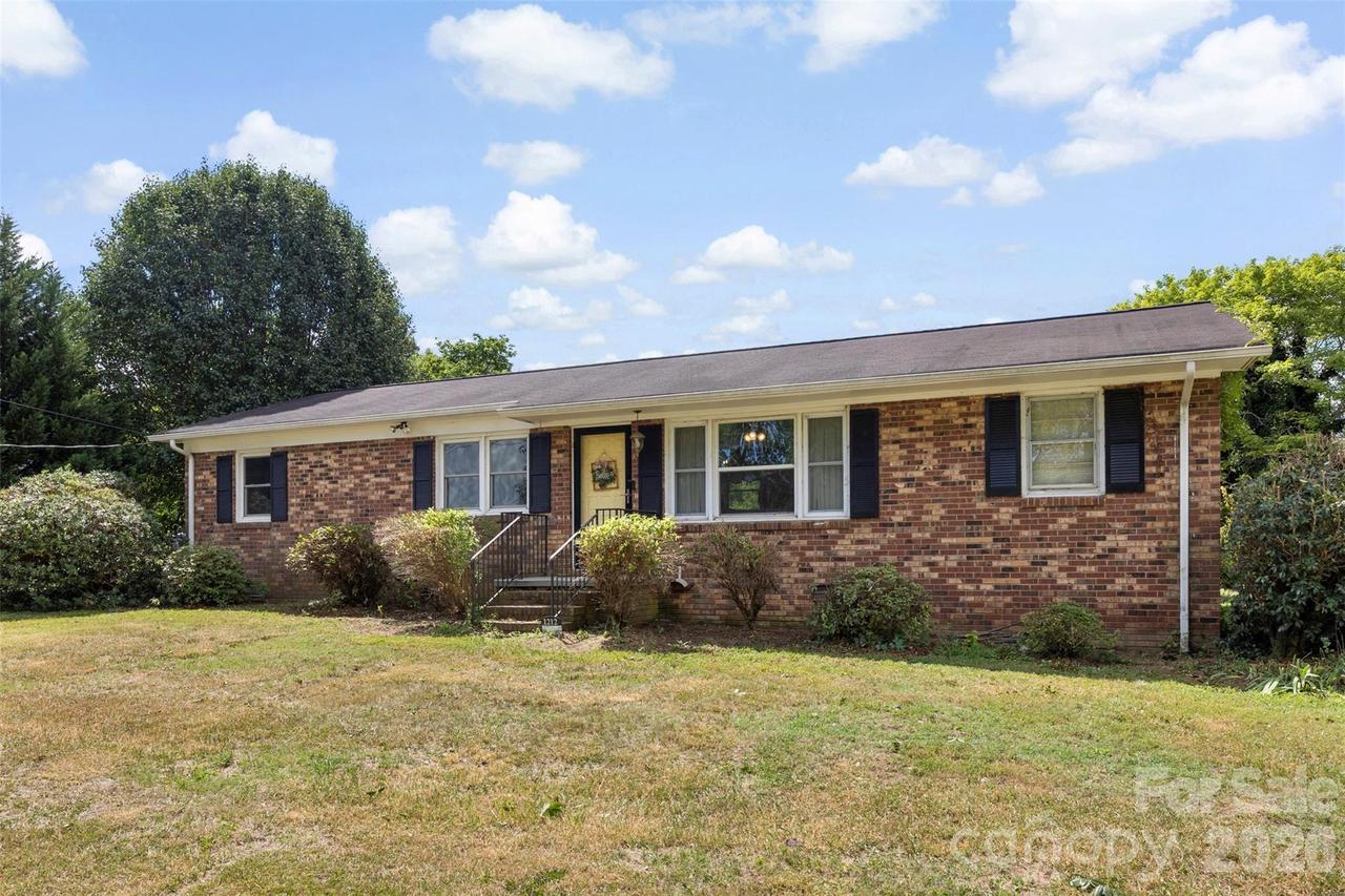 1212 New Prospect Church Rd., Shelby, NC 28150