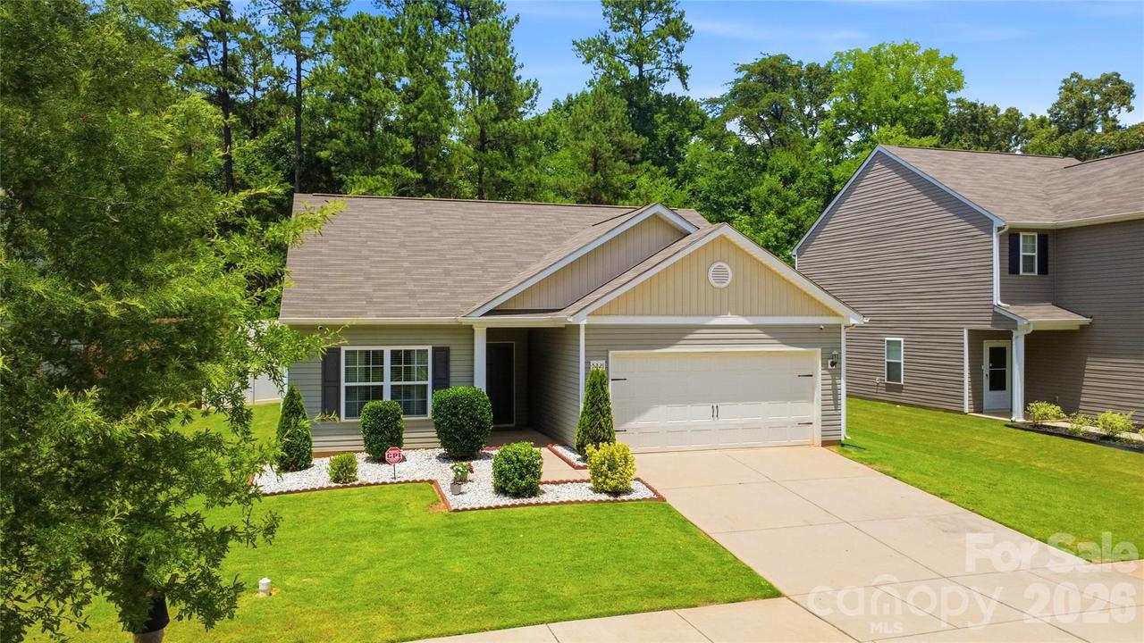 5221 Upton Pl., Charlotte, NC 28215