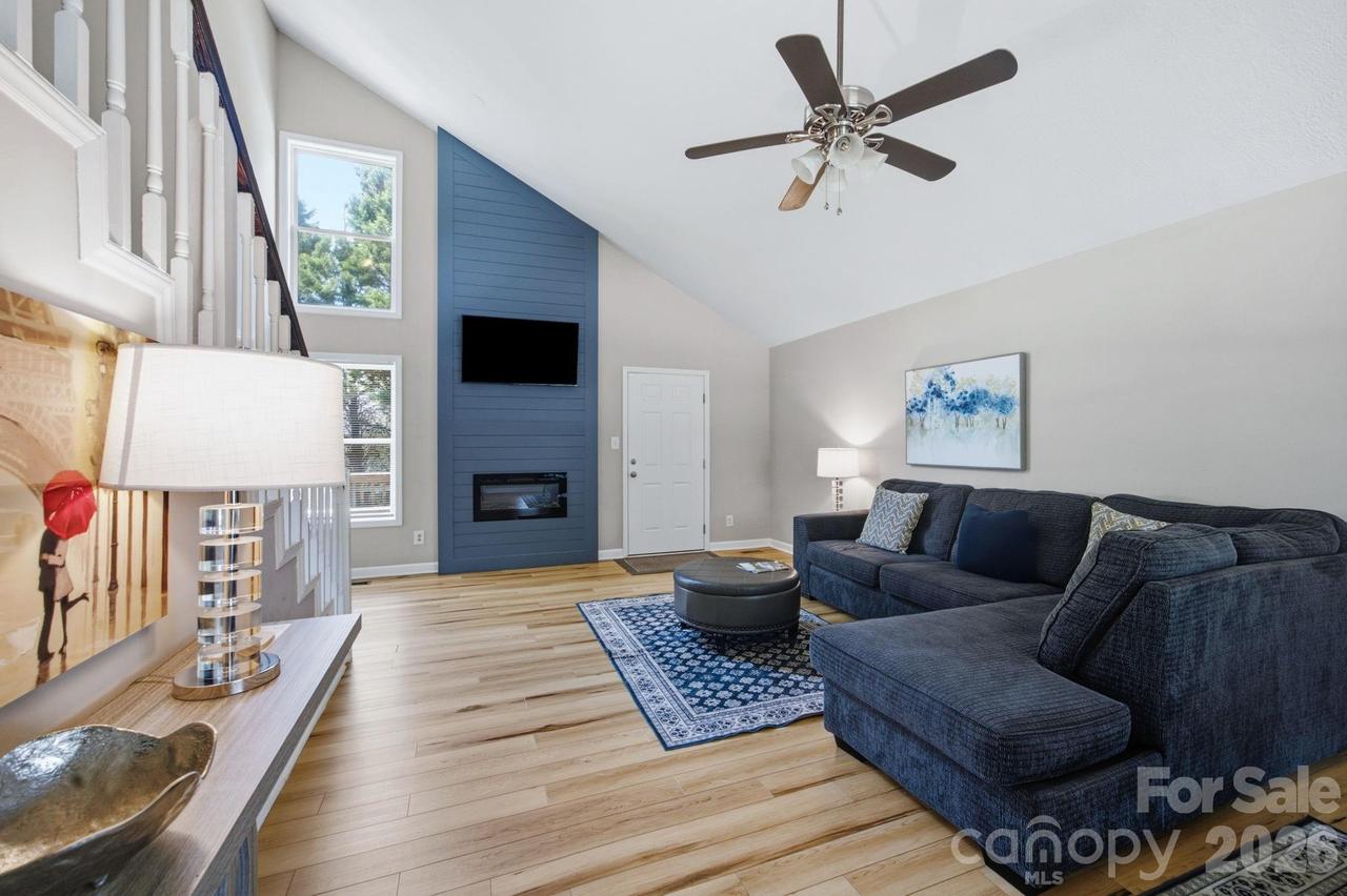 7564 Katherine Dr., Denver, NC 28037