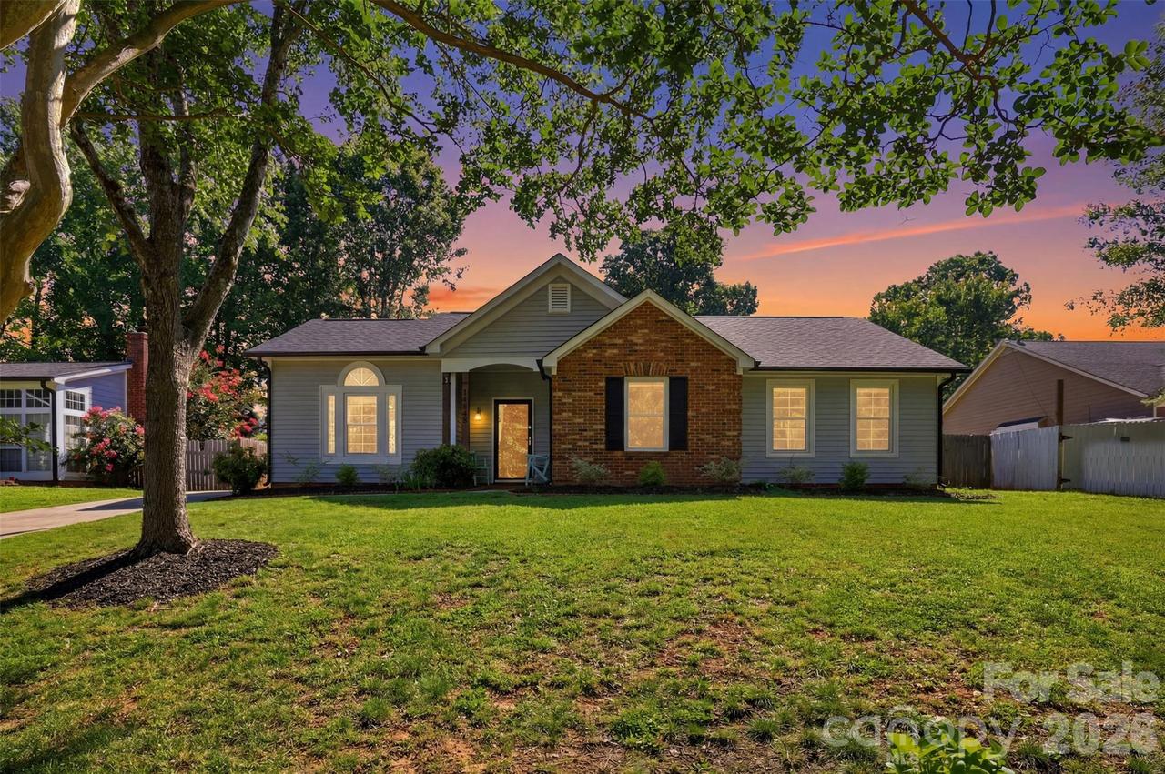 14848 Rothwell Dr., Mint Hill, NC 28227