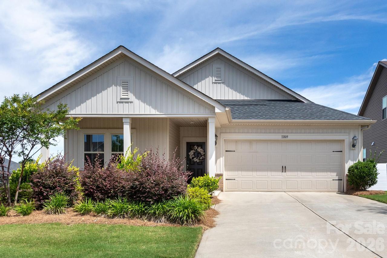 11809 Red Leaf Dr., Charlotte, NC 28215