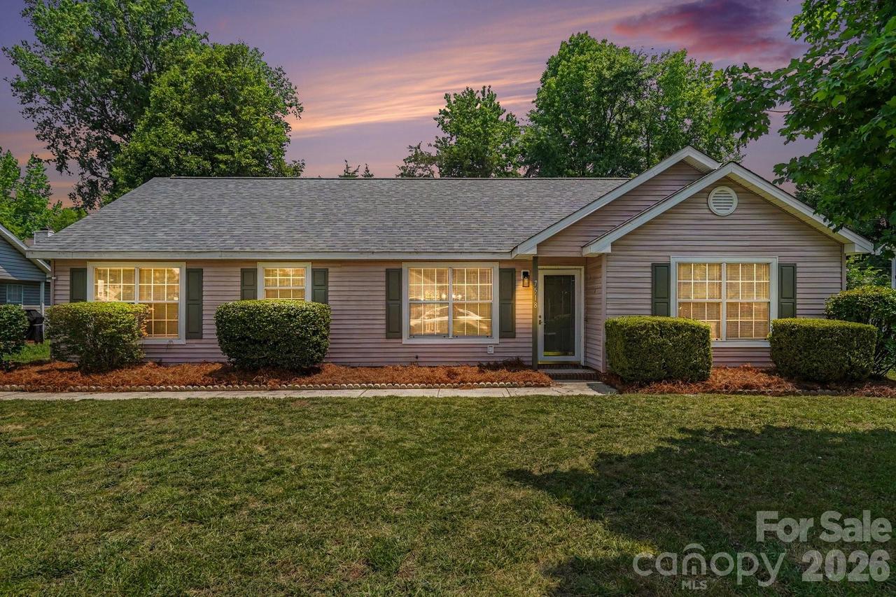 7518 Prindle Lake Dr., Charlotte, NC 28227