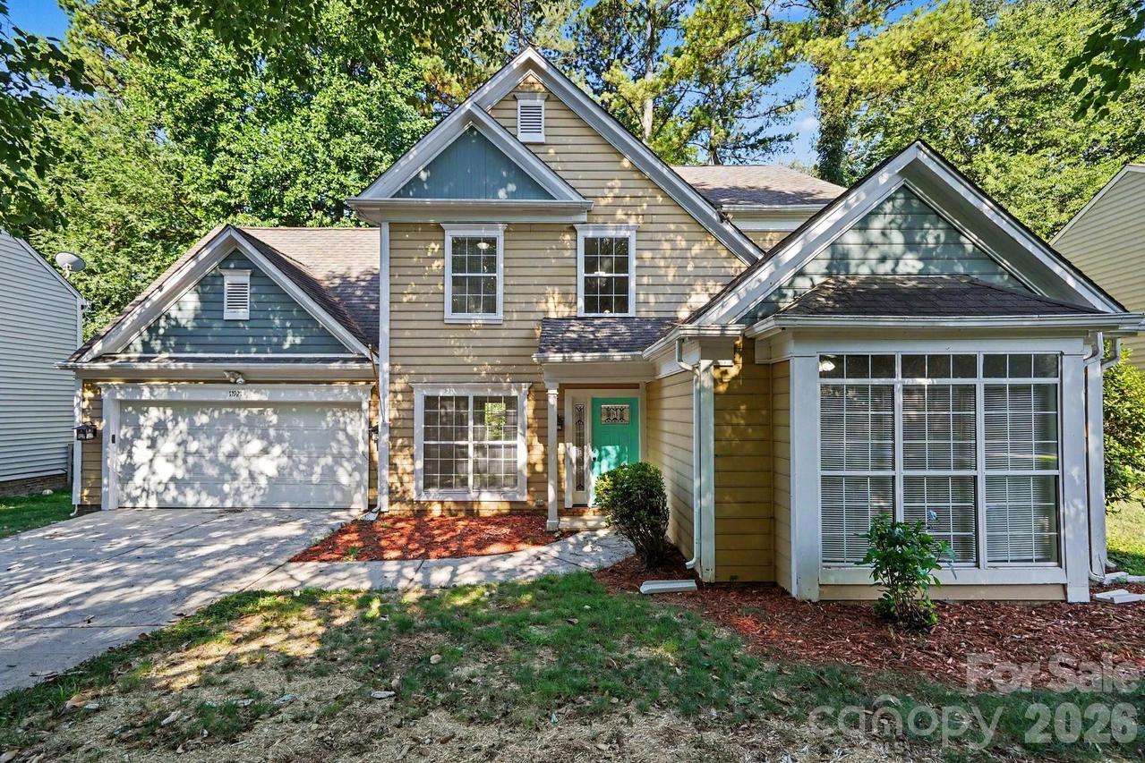 11921 Moonshadow Ln., Huntersville, NC 28078