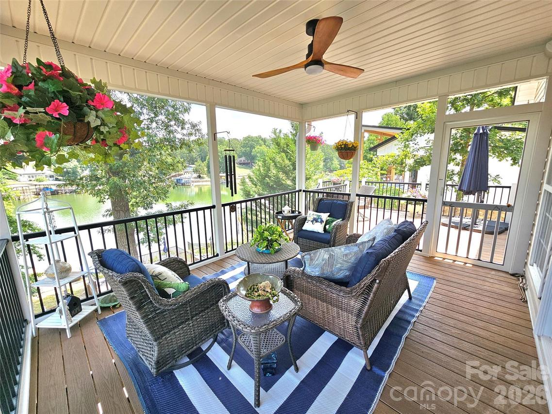 3526 Pinehaven Dr., New London, NC 28127