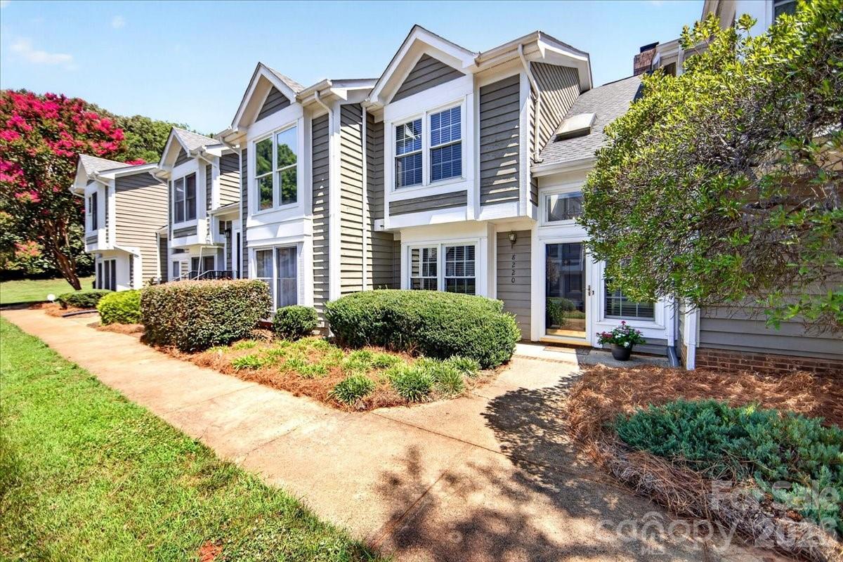 8220 Legare Ct., Charlotte, NC 28210
