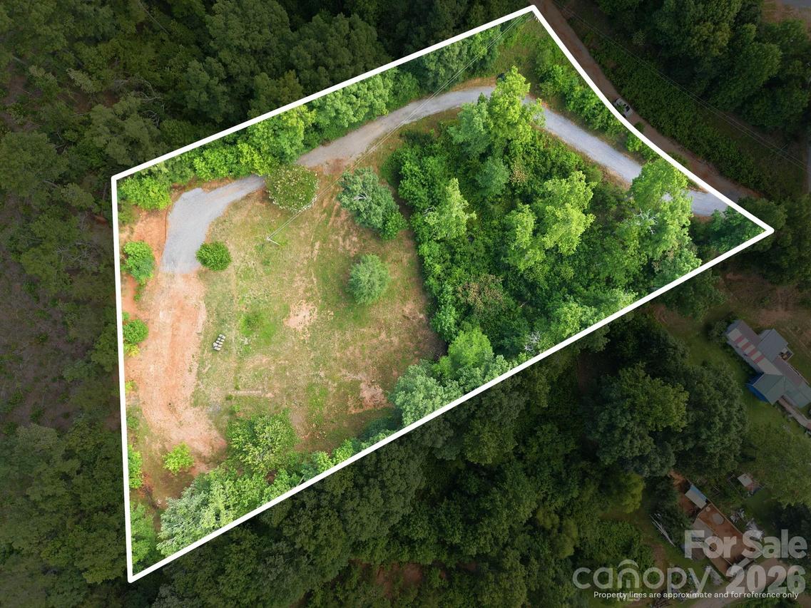 187 Wheeler Dr., Nebo, NC 28761
