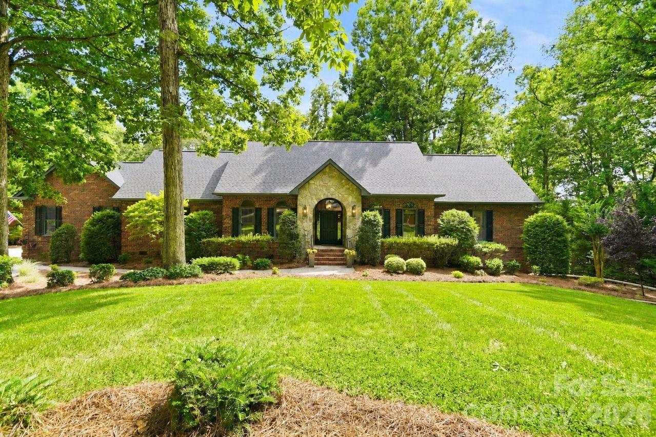 15026 Crooked Branch Ln., Charlotte, NC 28278