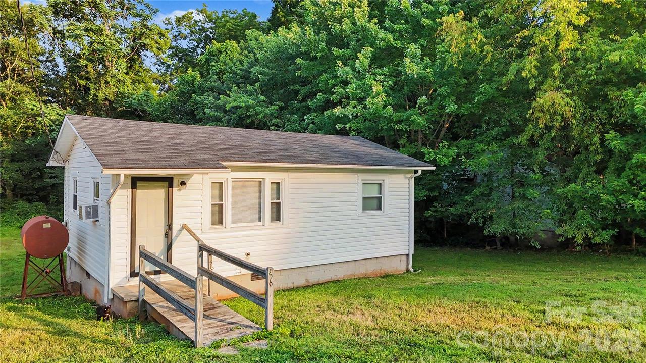 56 Jackson Ln., Stony Point, NC 28678
