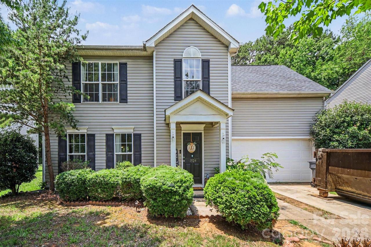 1529 Galesburg St., Charlotte, NC 28216
