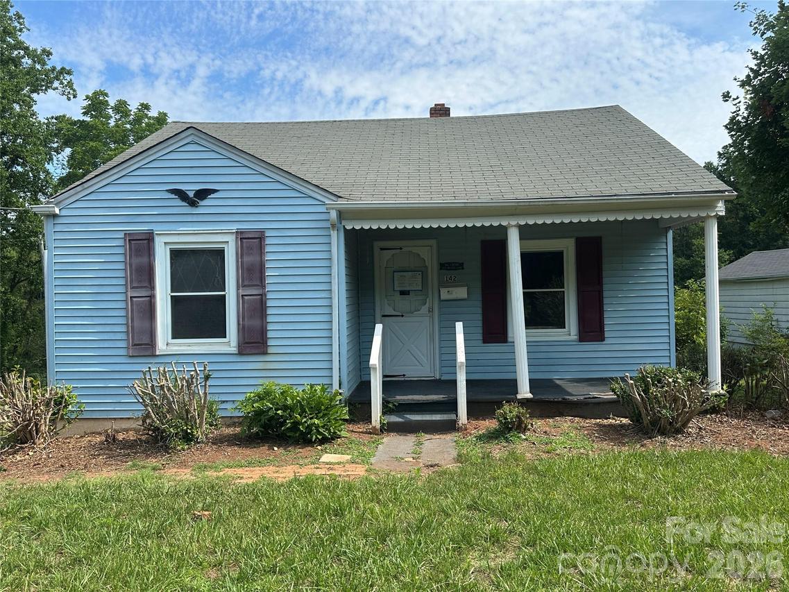 142 Reeves Ln., Elkin, NC 28621