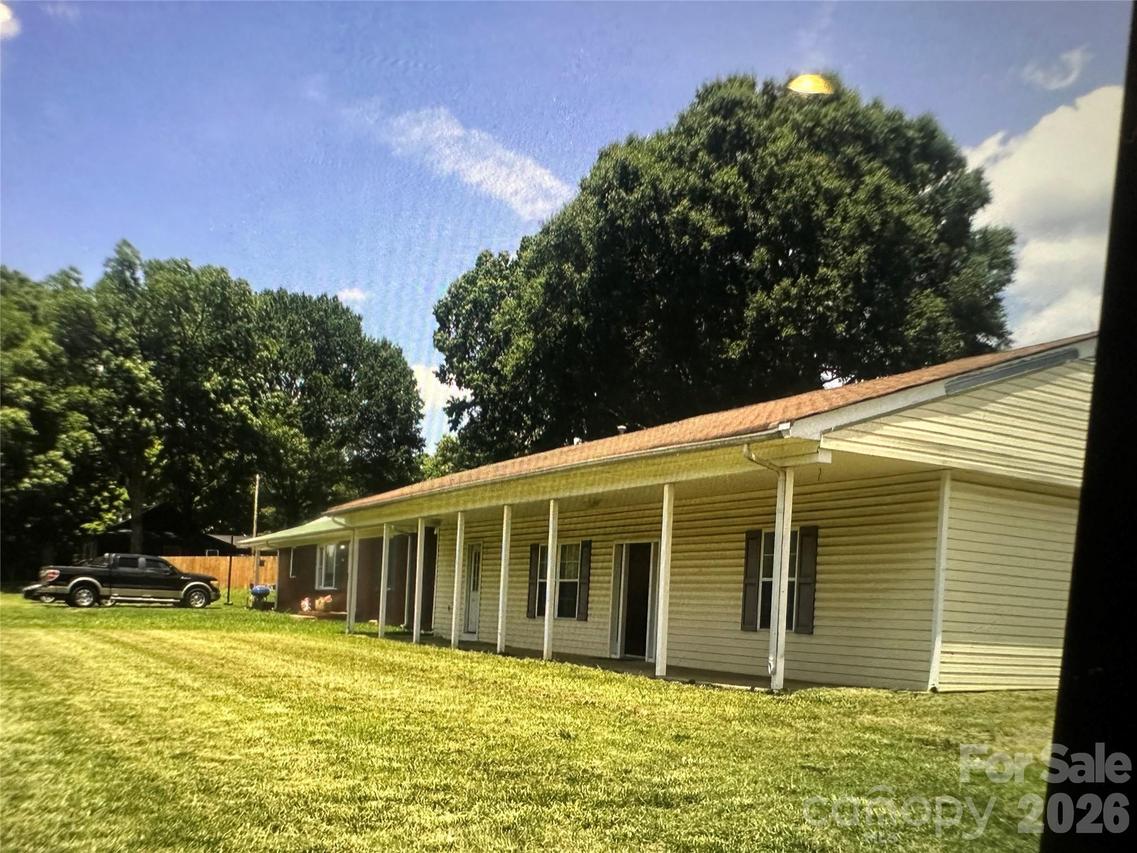 3705 Avondale Ln., Monroe, NC 28110