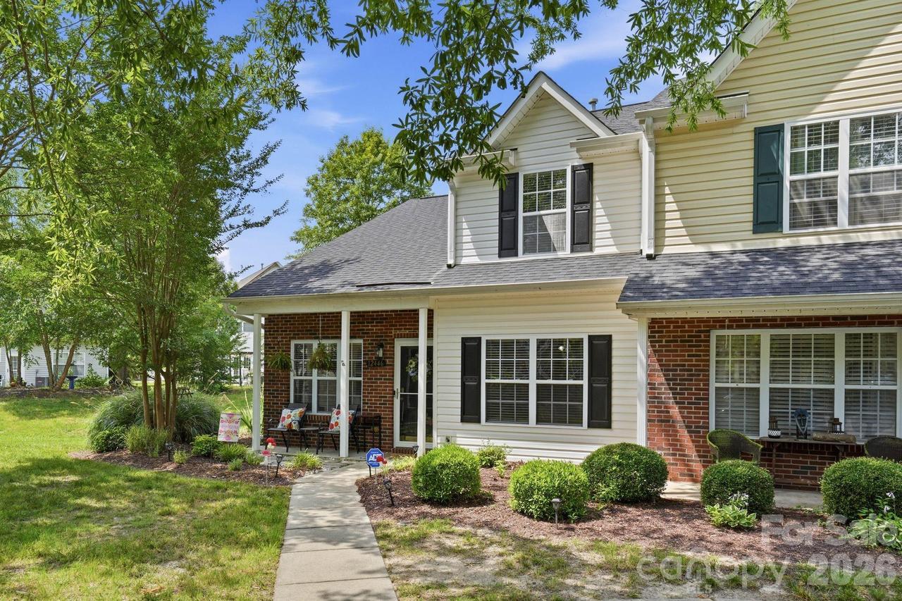 12446 Hennigan Place Ln., Charlotte, NC 28214