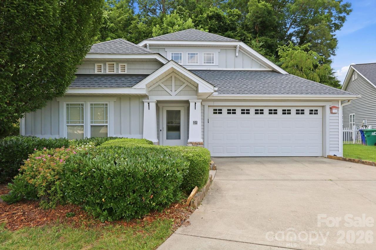 51 Sunview Cir., Arden, NC 28704