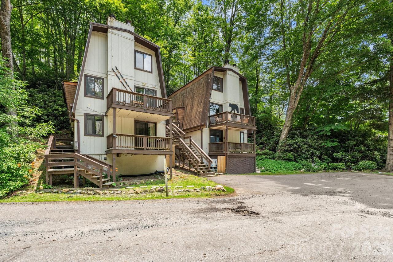 30 Creekside Dr. #A, Banner Elk, NC 28604