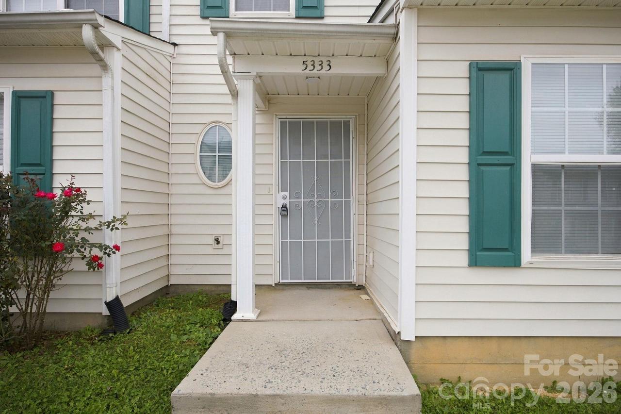 5333 Esther Ln., Charlotte, NC 28214