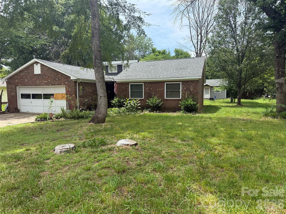 12309 Sherman Dr., Charlotte, NC 28273