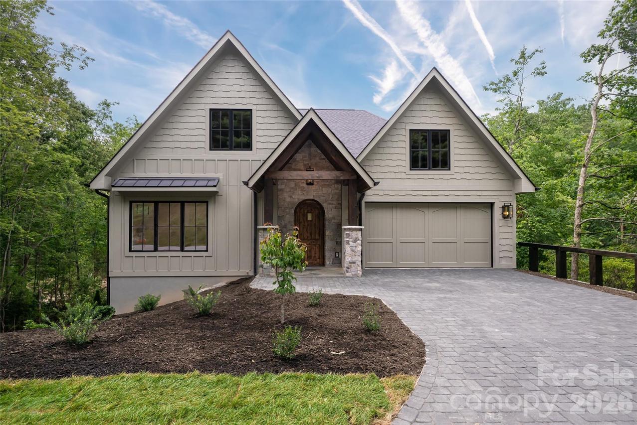 58 Blackgum Ct., Hendersonville, NC 28739