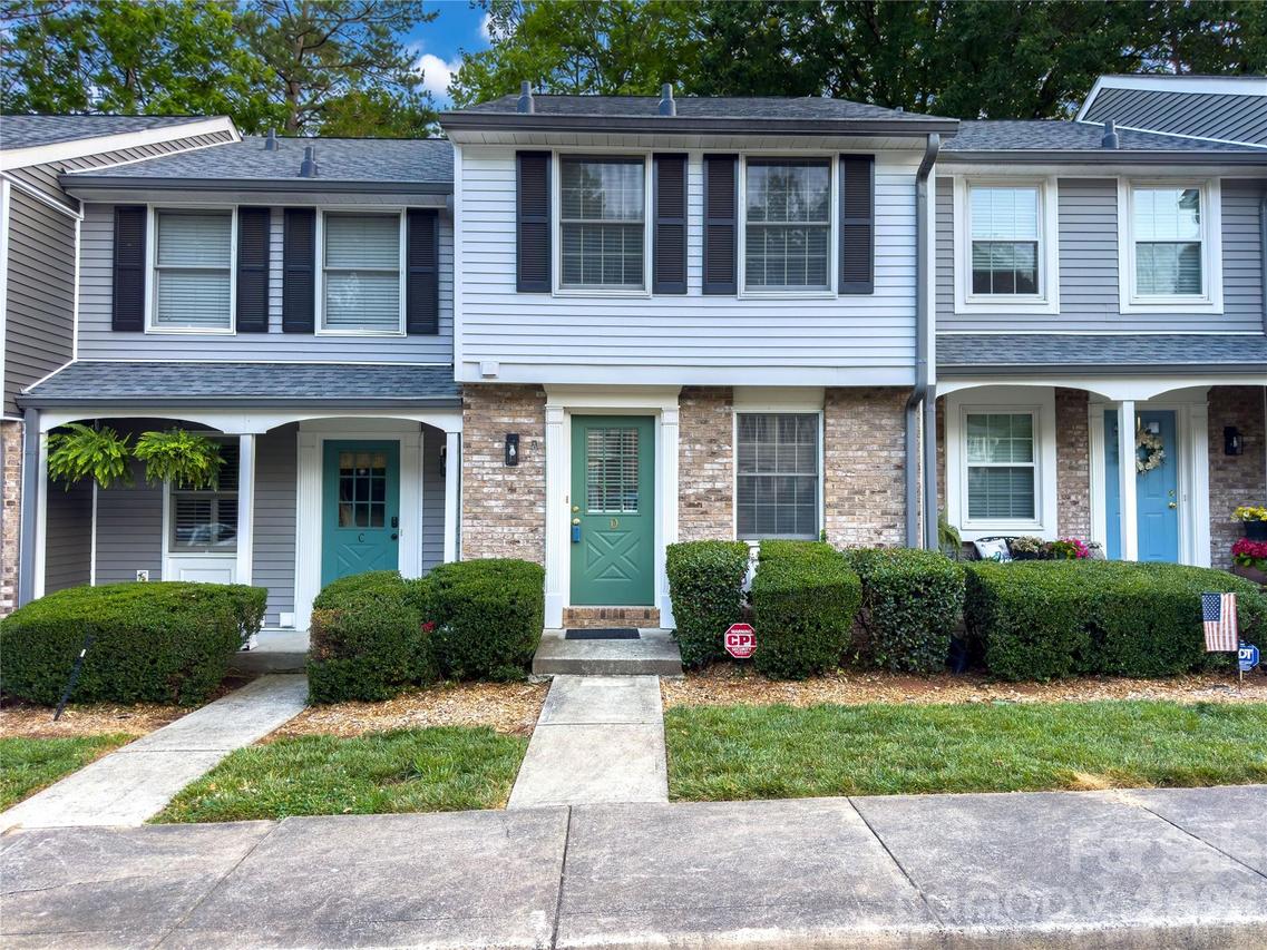 1231 Scaleybark Rd., Charlotte, NC 28209