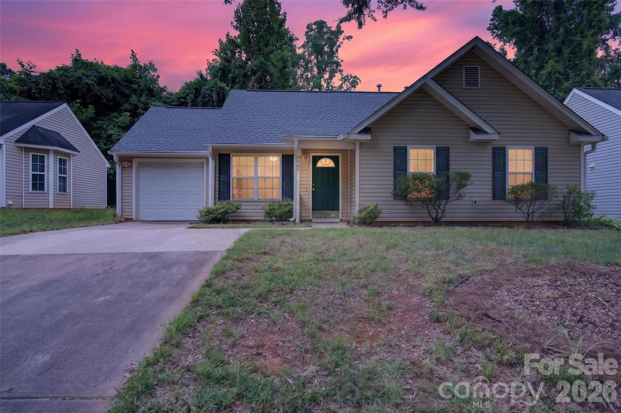 4627 Victory Ln., Charlotte, NC 28269