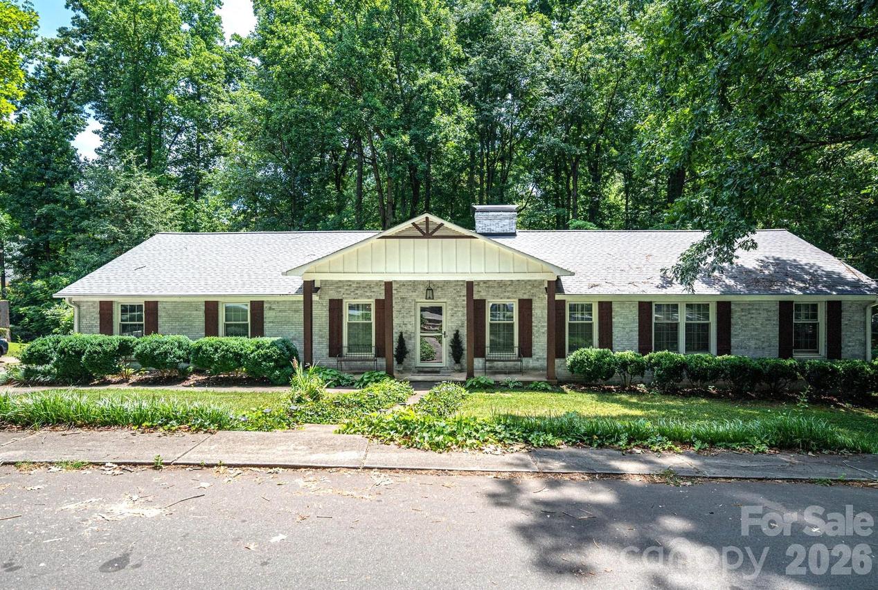 504 Dogwood Ln., Belmont, NC 28012