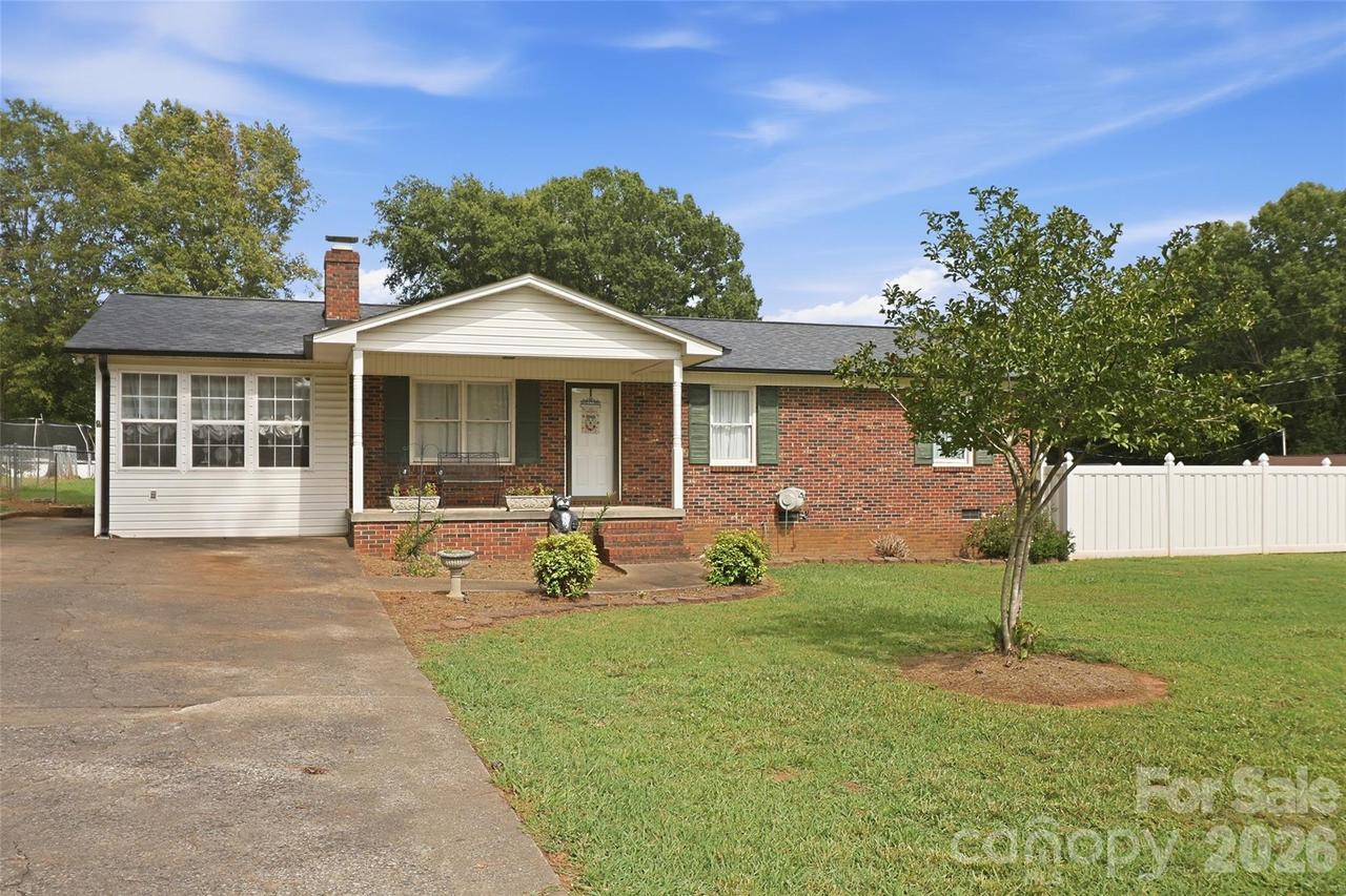 115 Arc St., Bessemer City, NC 28016