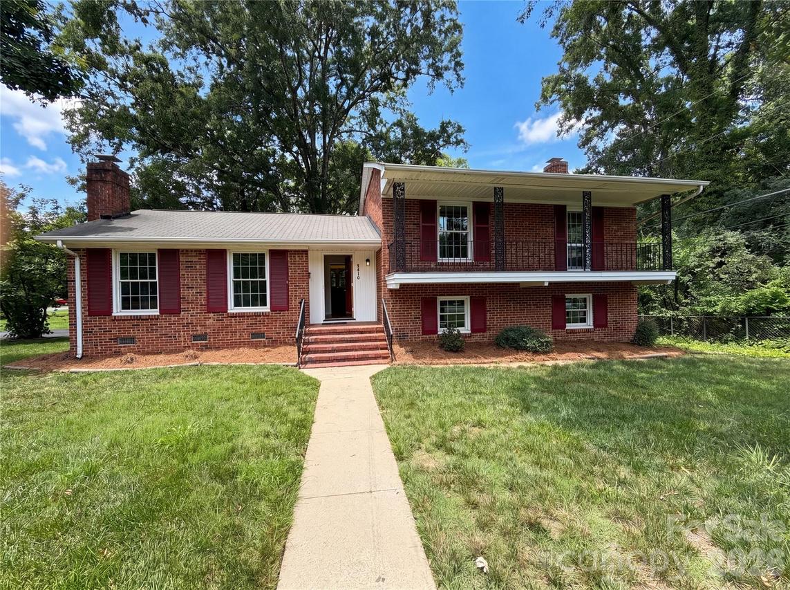 5410 Sharon Rd., Charlotte, NC 28210