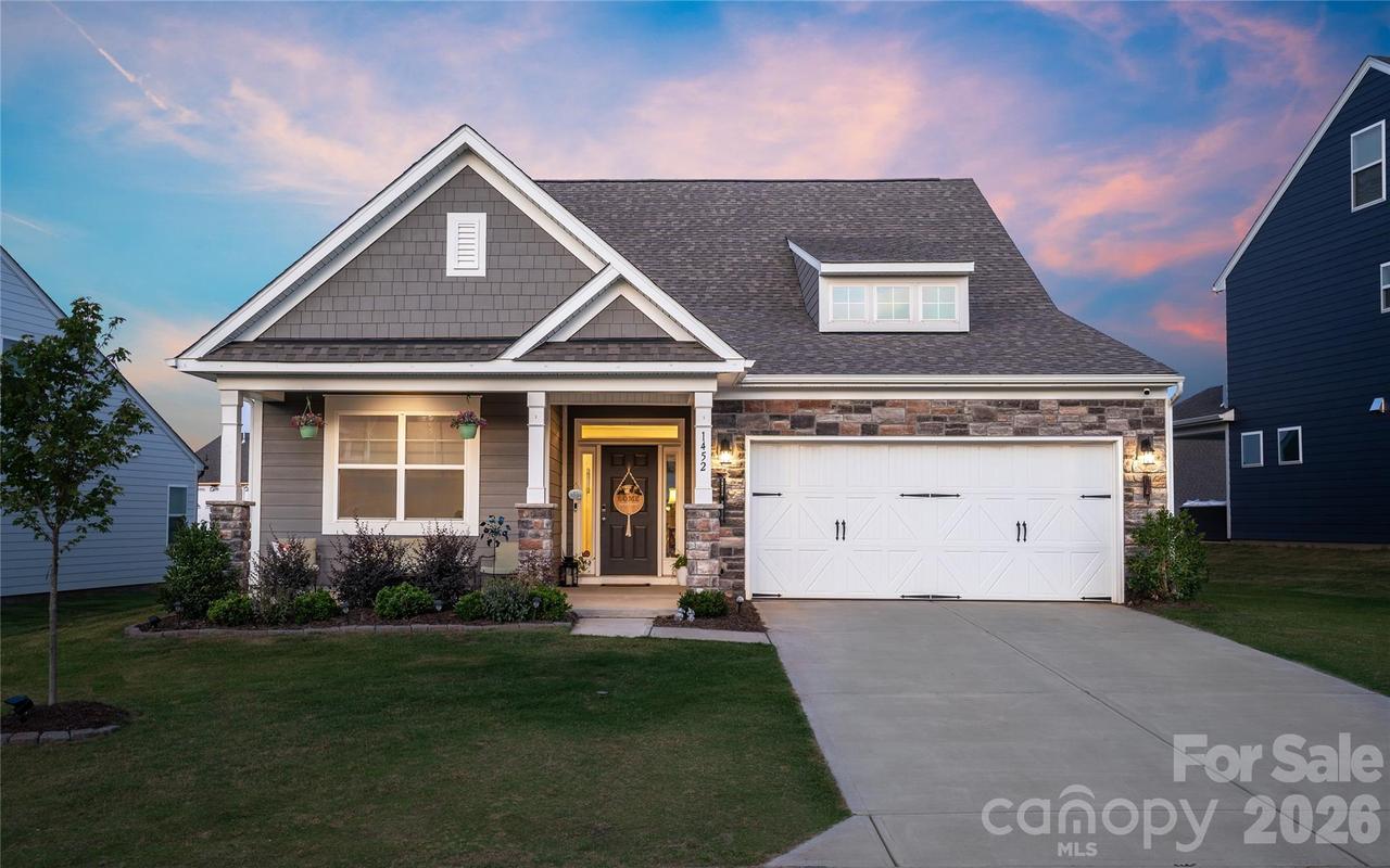 1452 Ardmore Dr., Sherrills Ford, NC 28673