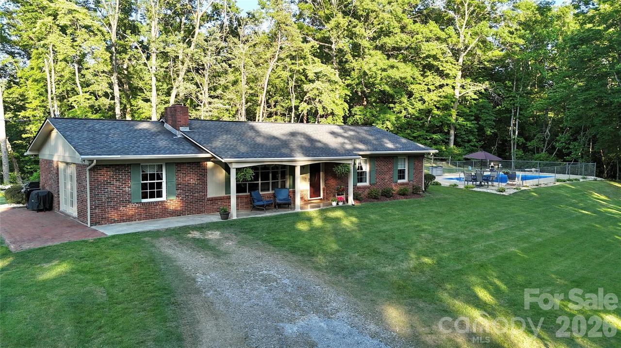 552 Coxes Creek Church Rd., Marion, NC 28752