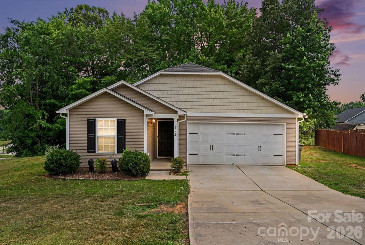 1804 Woodbridge Dr., Salisbury, NC 28146