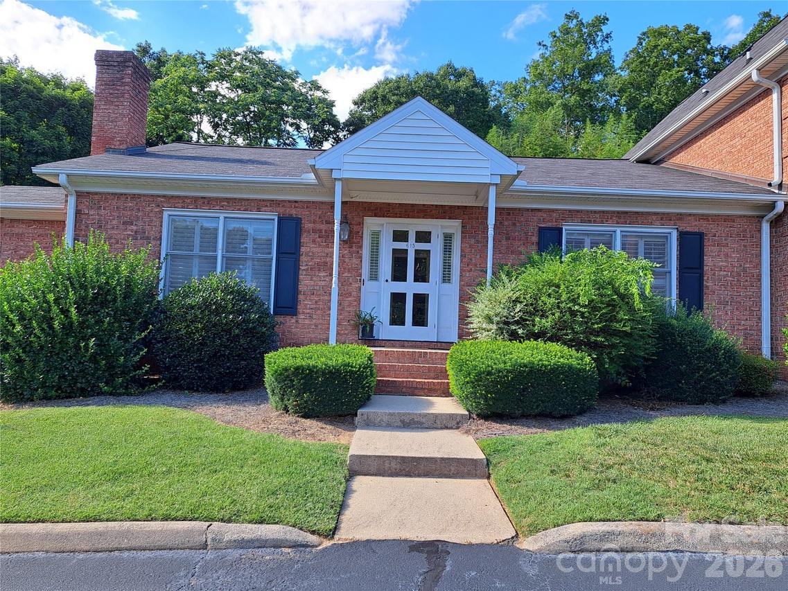615 Hunter Oak Dr., Kannapolis, NC 28083