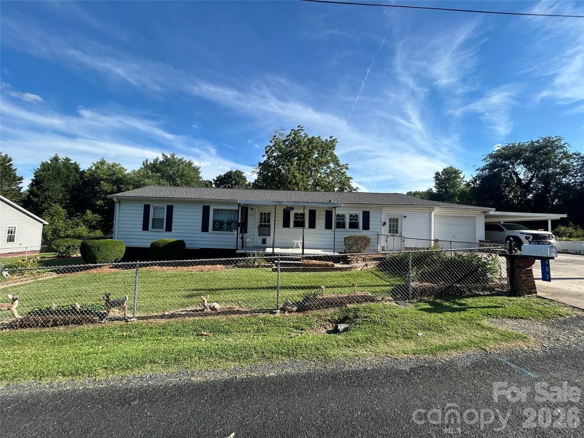 402 E 24th St., Kannapolis, NC 28083