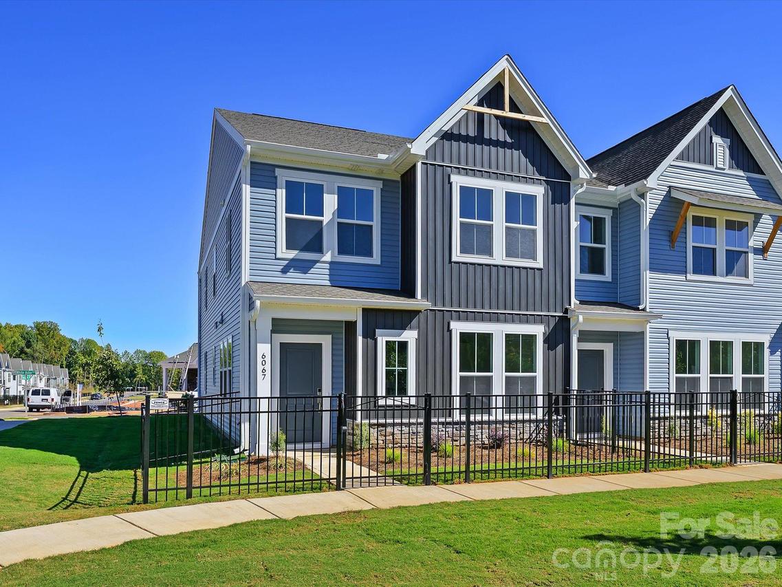 6067 White Aster Ln., Charlotte, NC 28216