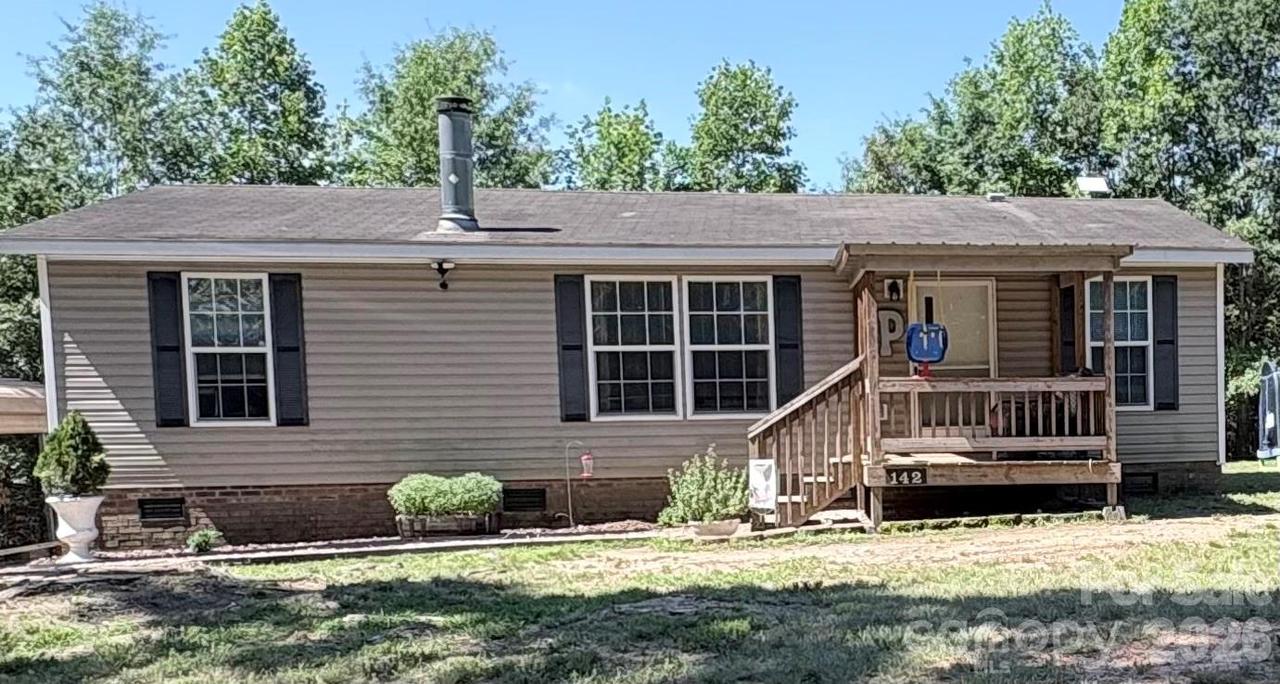 142 Pickelsimer Rd., Casar, NC 28020