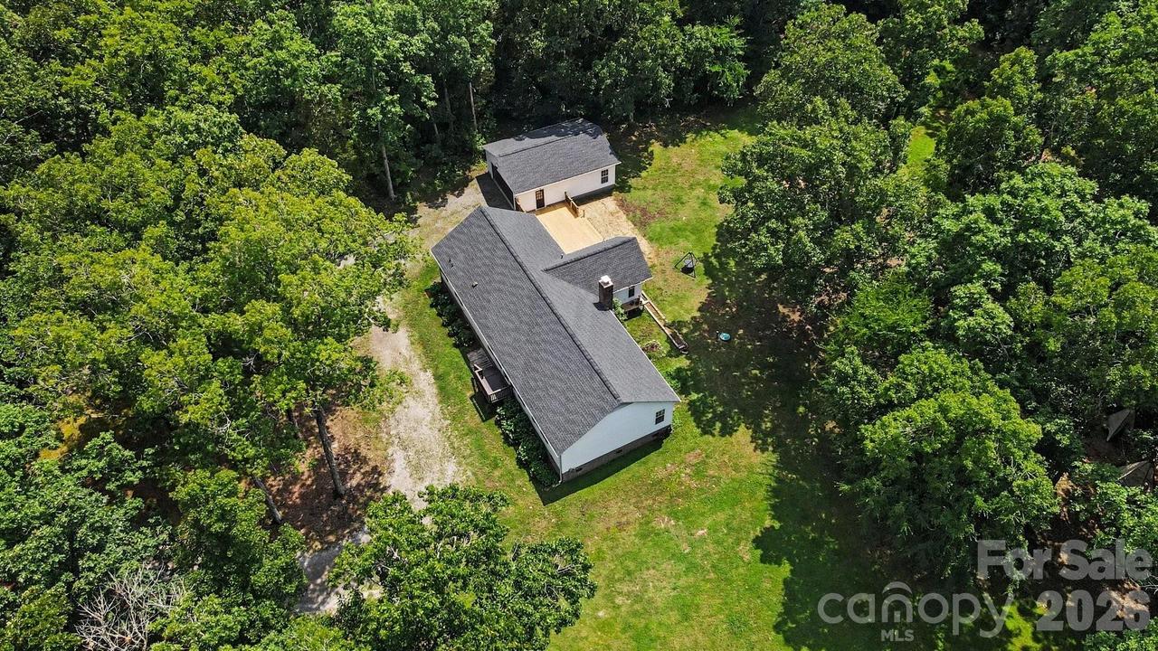 8900 Lazy Ridge Ln., Concord, NC 28025