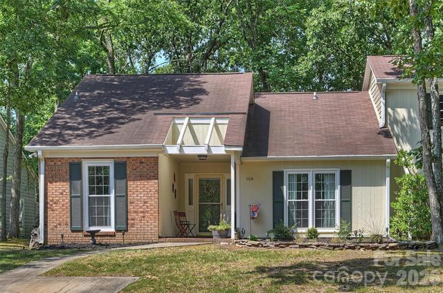 New Homes For Sale This Week That Attend South Charlotte Middle: July 3rd to July 9th