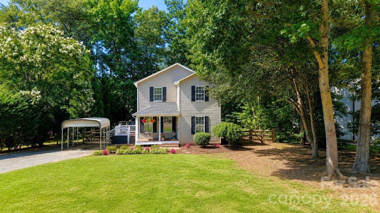 7734 Red Robin Tr., Denver, NC 28037