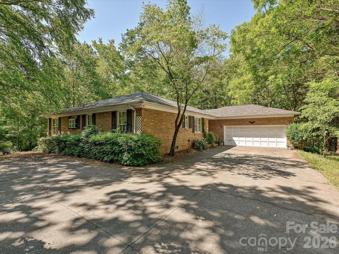 5950 King Wilkinson Rd., Denver, NC 28037