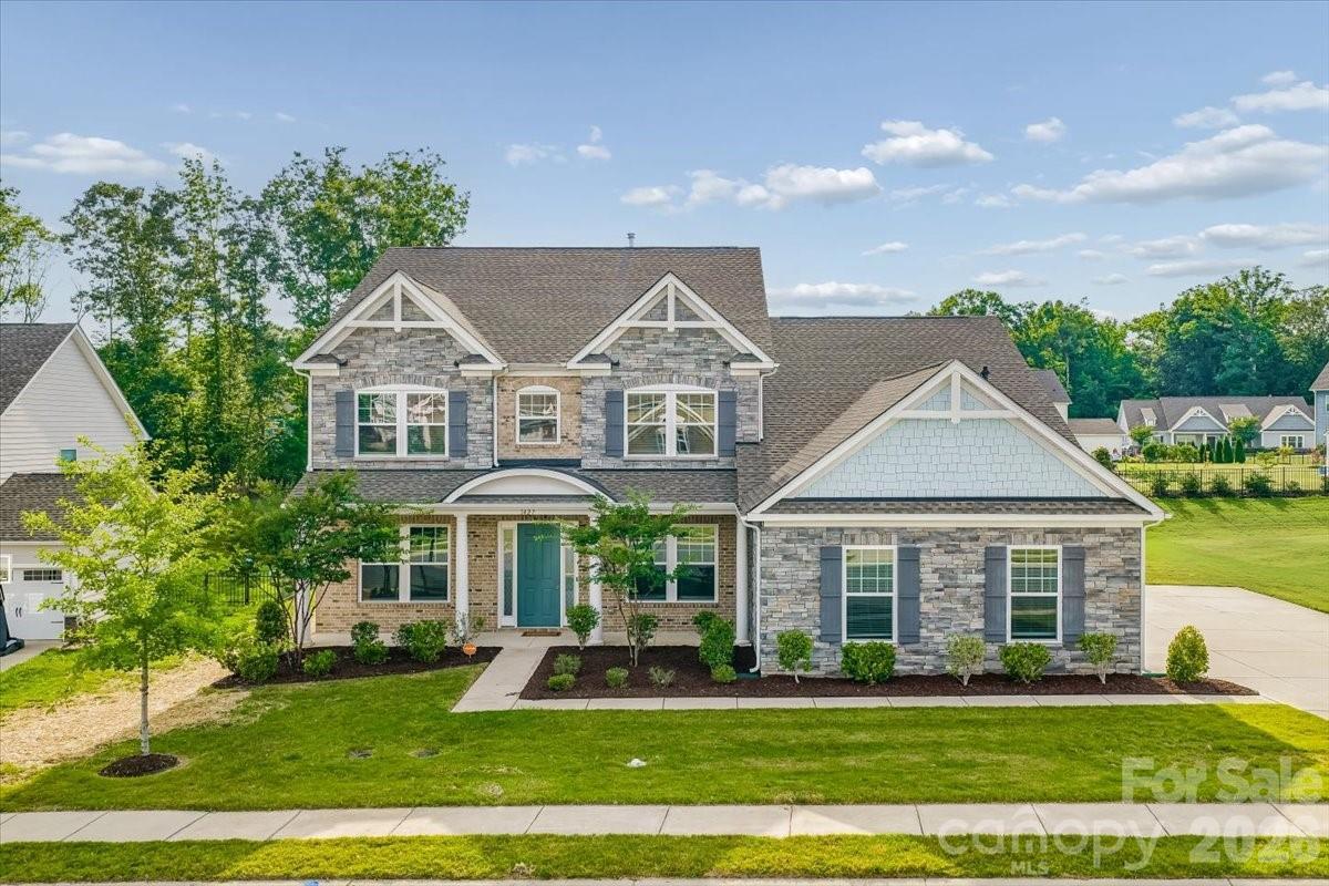 1427 Brooksland Pl., Waxhaw, NC 28173