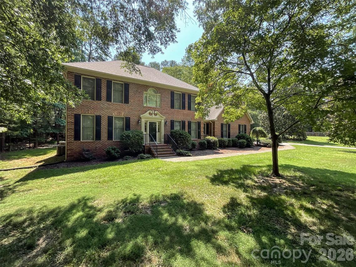 7151 Forest Ridge Rd., Weddington, NC 28104