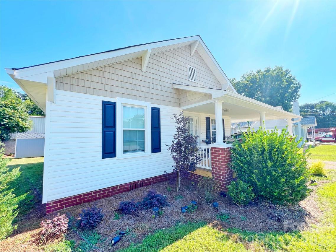 108 Snipe St., Kannapolis, NC 28081